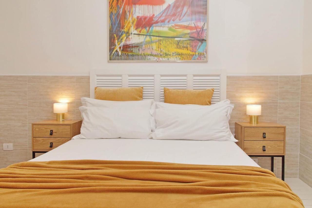 Opera Inn Suites - Rooms And Apartments Рим Екстер'єр фото