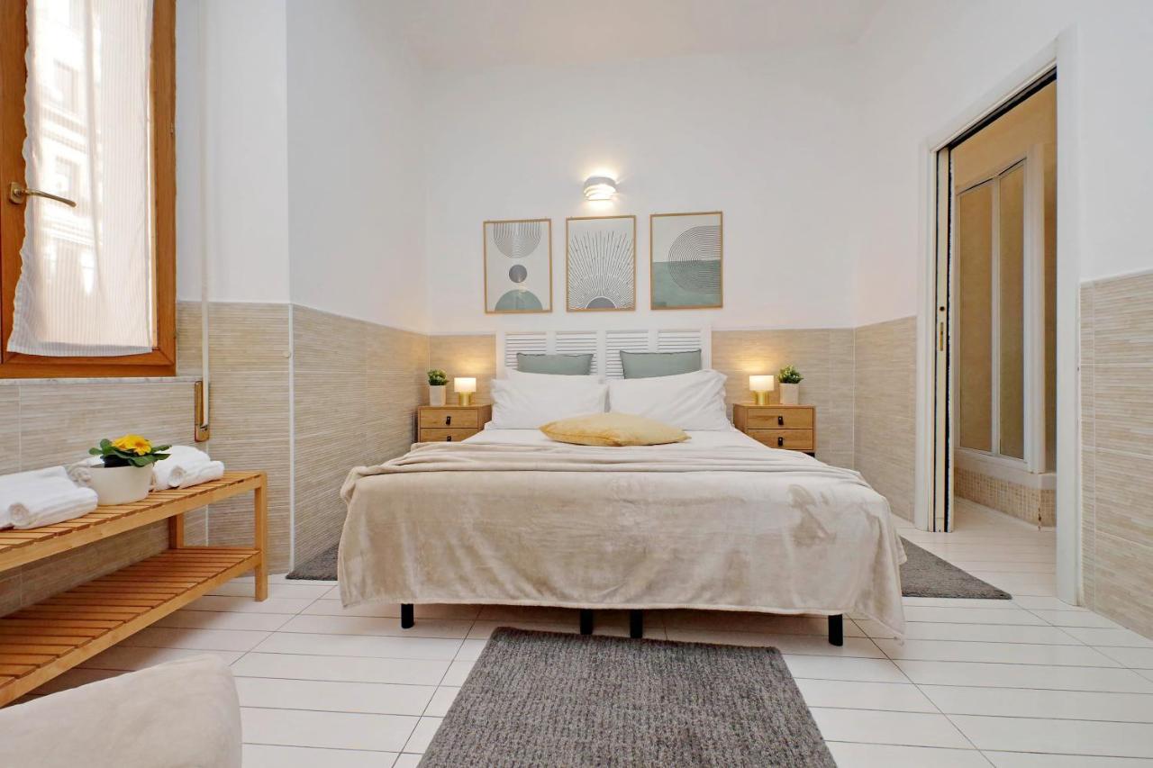 Opera Inn Suites - Rooms And Apartments Рим Екстер'єр фото