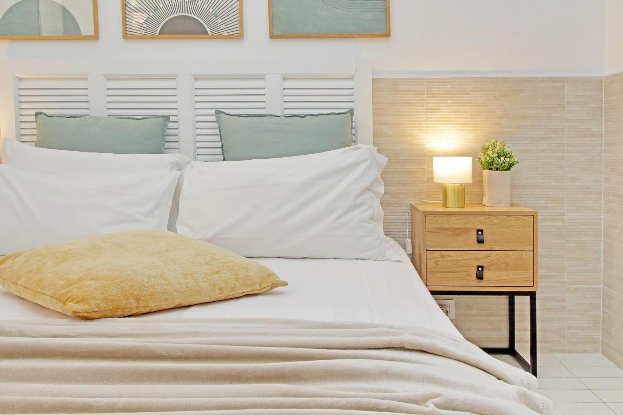 Opera Inn Suites - Rooms And Apartments Рим Екстер'єр фото
