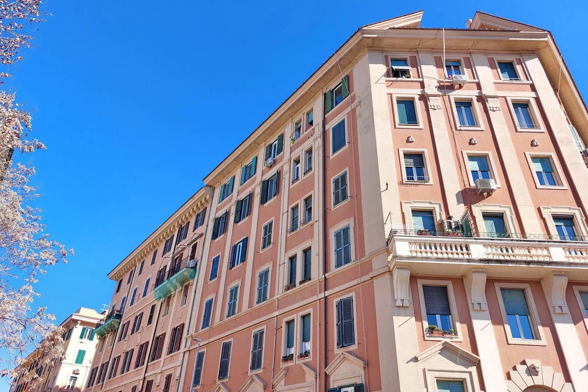 Opera Inn Suites - Rooms And Apartments Рим Екстер'єр фото